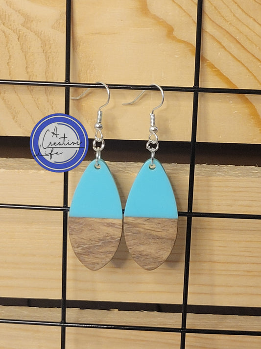 Walnut Baby Blue Resin Drop