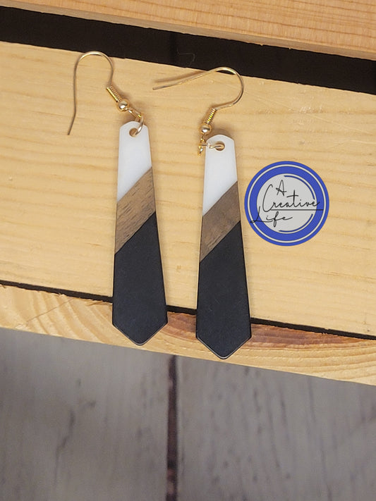 Black/White Wood Resin Drop