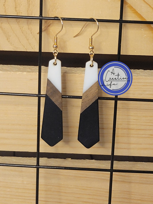 Black/White Wood Resin Drop