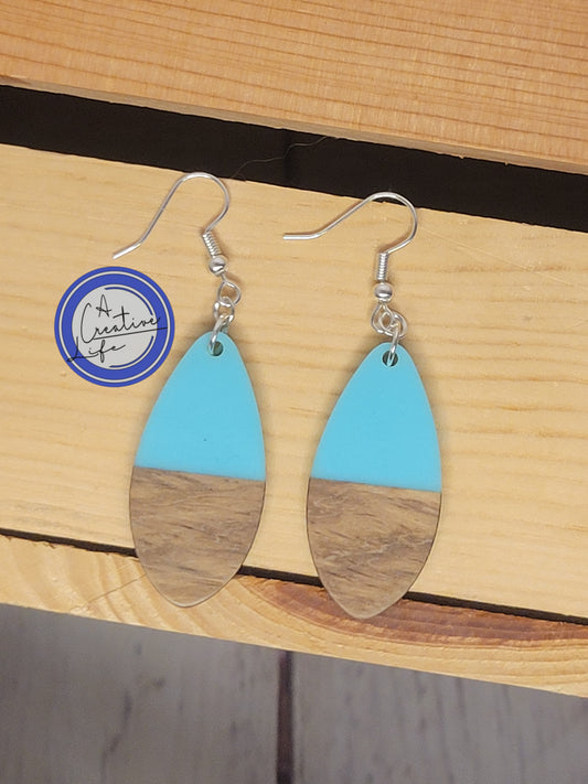 Walnut Baby Blue Resin Drop